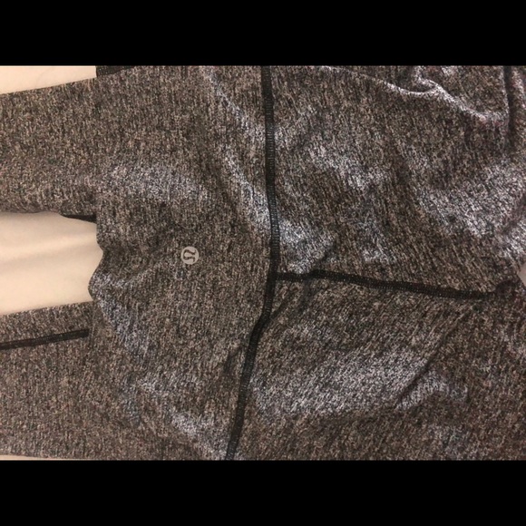 Lululemon leggings - Picture 5 of 5
